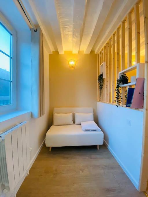 Brume D'Automne Apartment รูออง ภายนอก รูปภาพ
